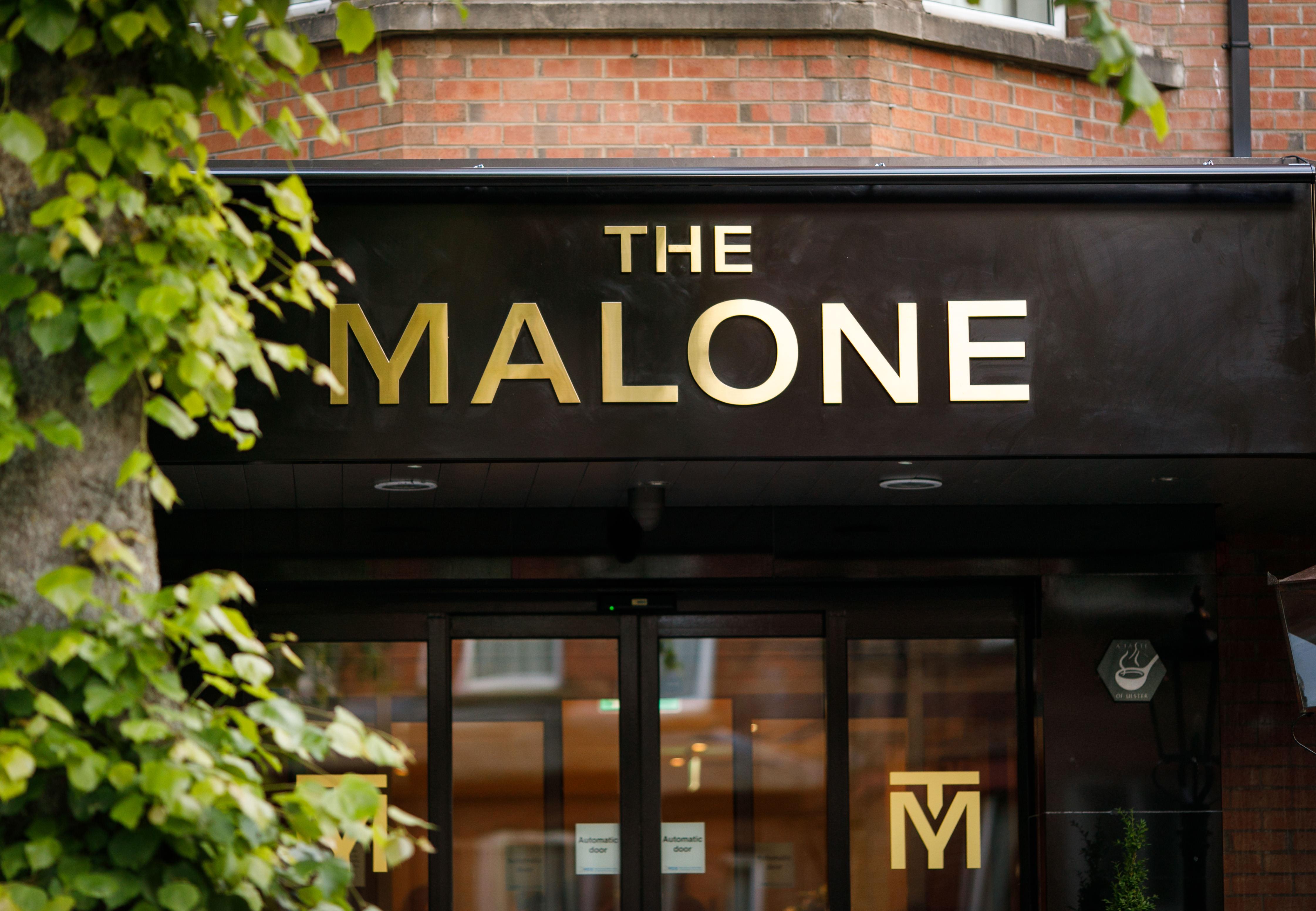 Malone Lodge Hotel&Apartments Belfast Buitenkant foto