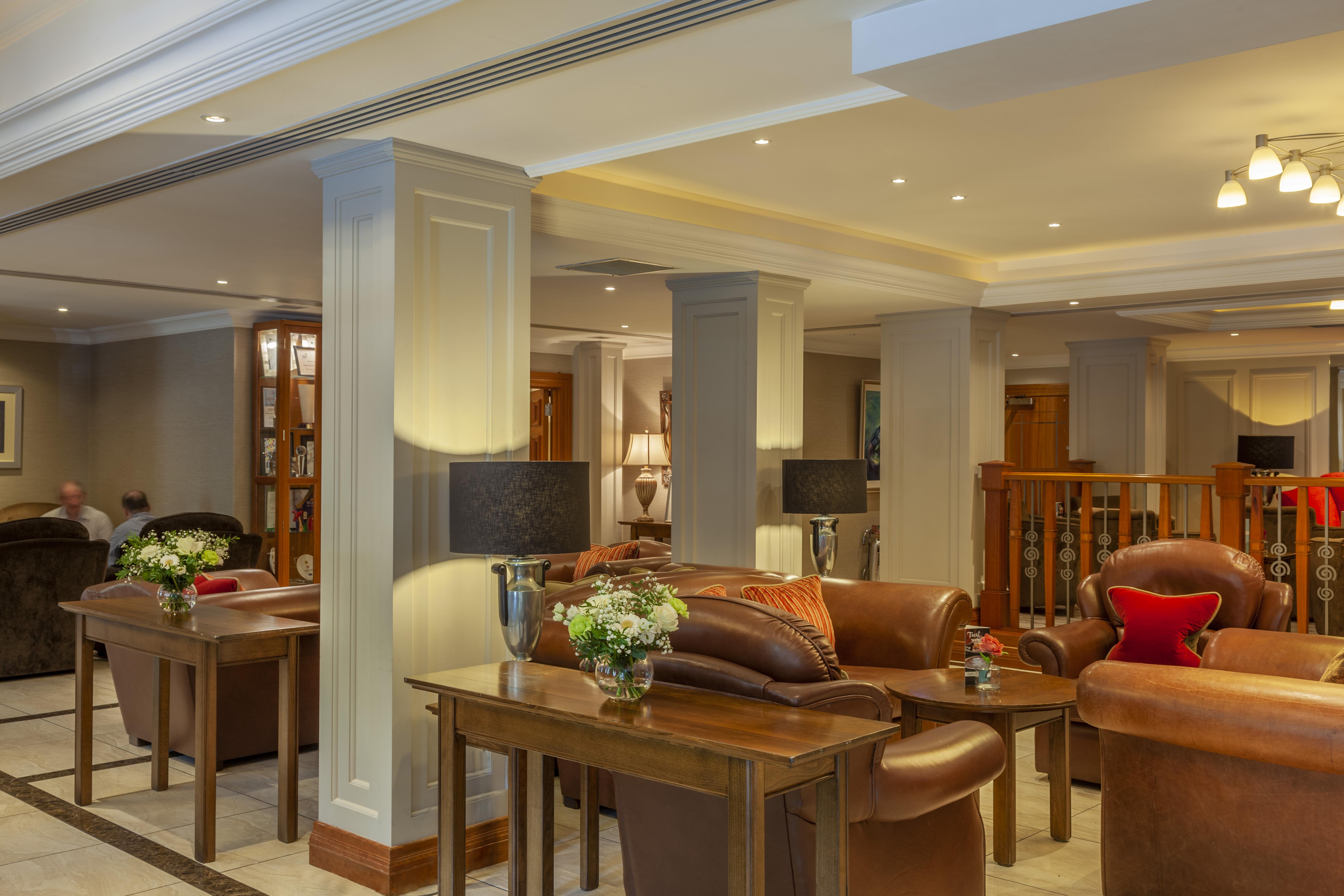 Malone Lodge Hotel&Apartments Belfast Buitenkant foto