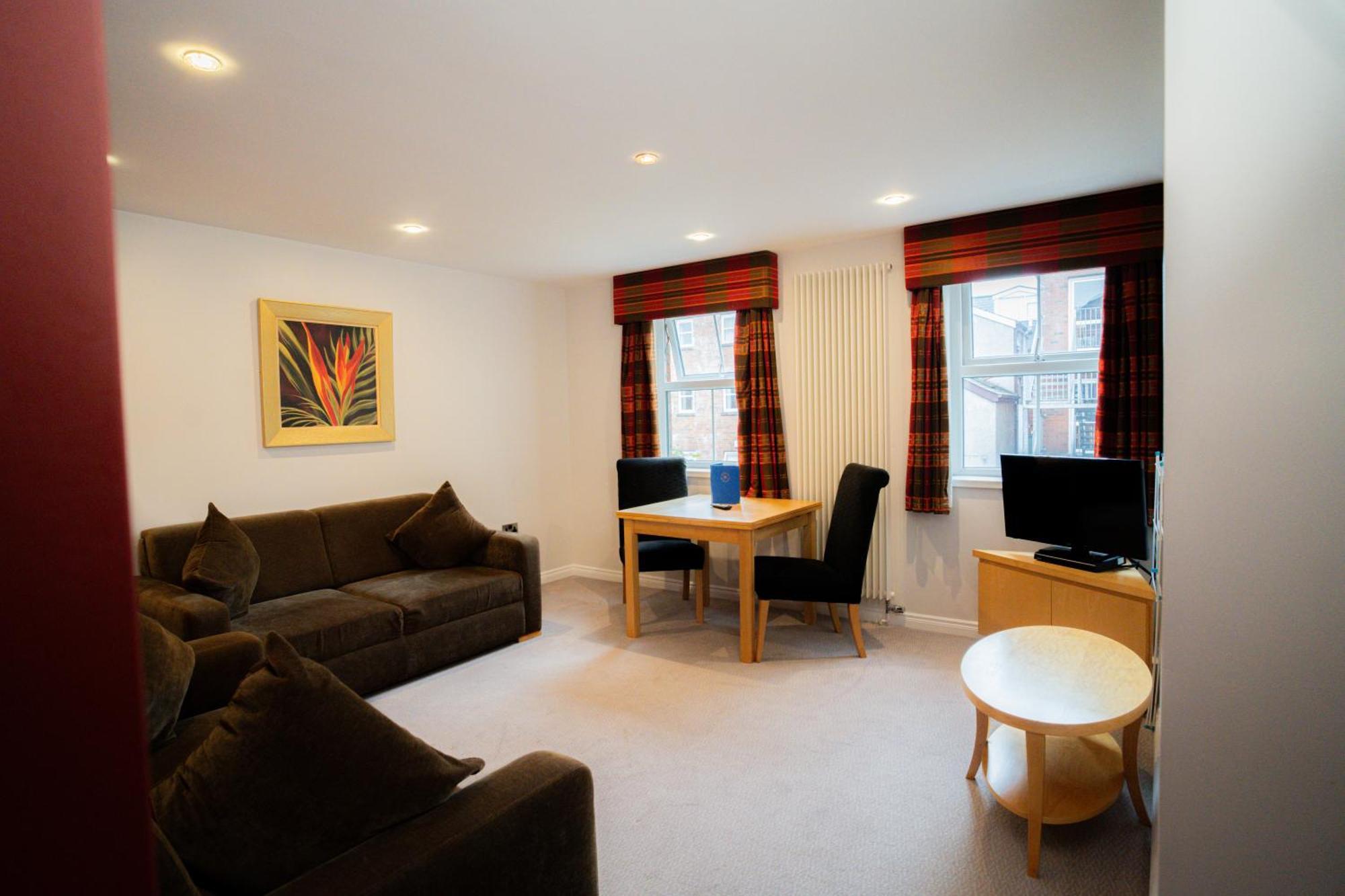 Malone Lodge Hotel&Apartments Belfast Buitenkant foto