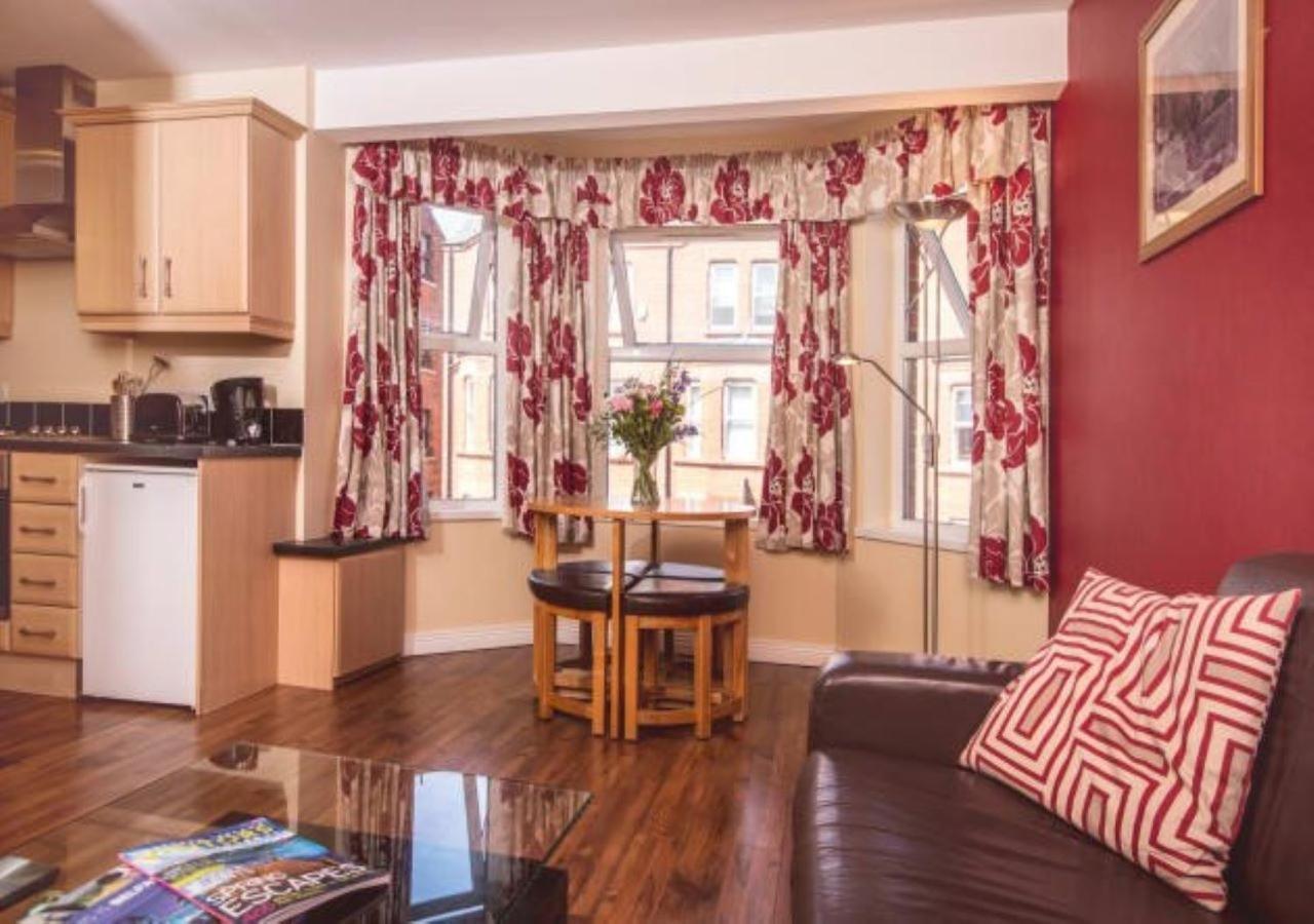 Malone Lodge Hotel&Apartments Belfast Kamer foto